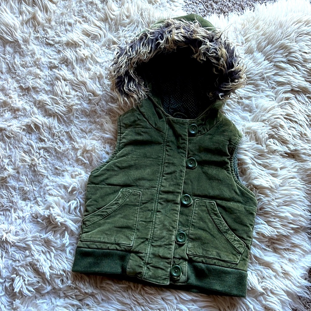 Baby GAP toddler vest with faux fur hood